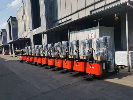 Xe nâng điện đứng lái 1,2 tấn CQE12R
