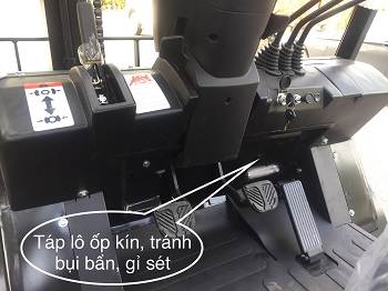 bảng taplo xe ốp kín