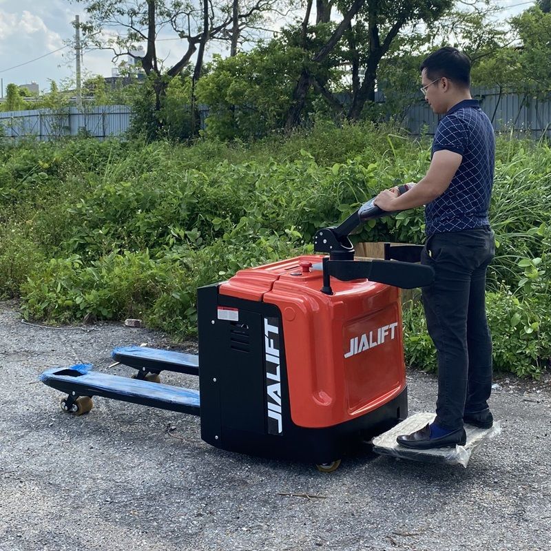 Xe nâng điện đứng lái 2 tấn Jialift SL20GA